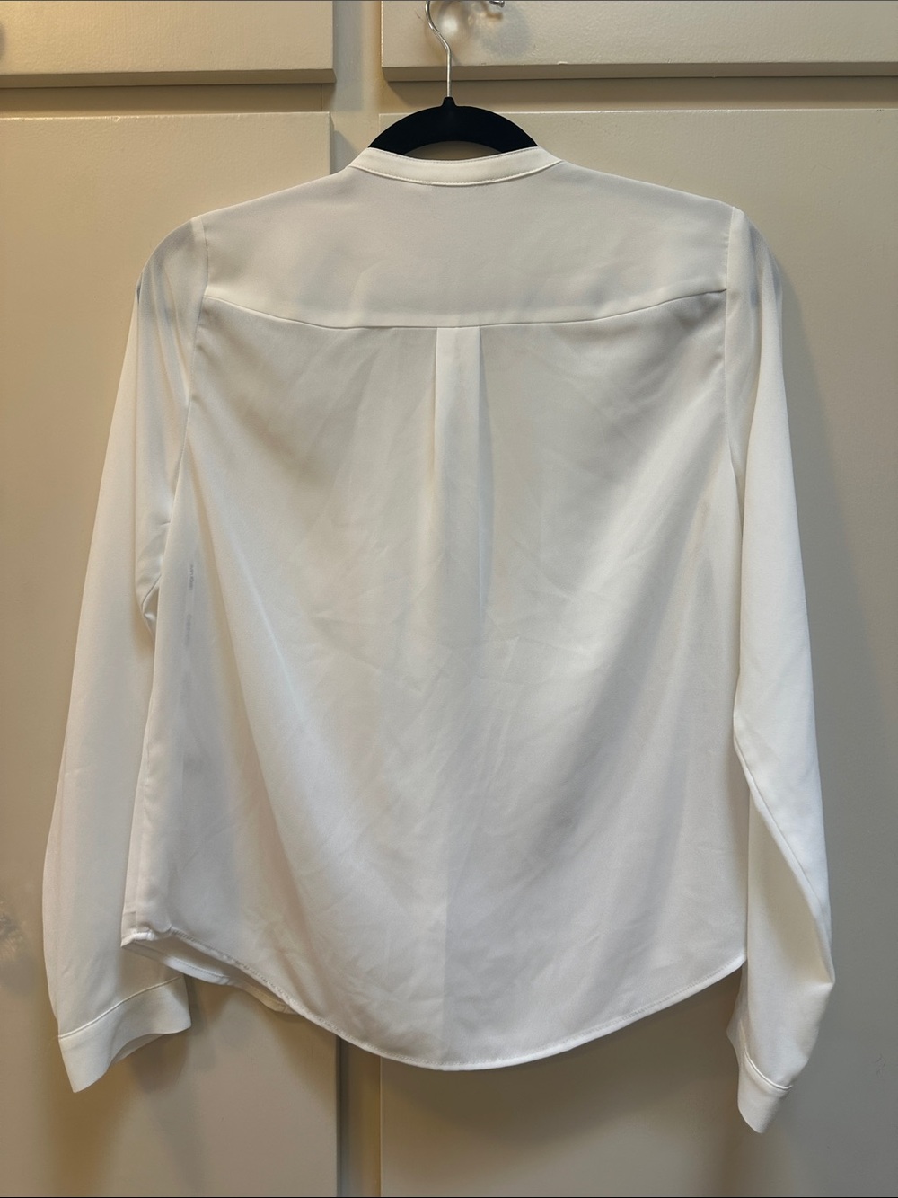 Calvin Klein White Ruffle Pintuck Button-Front Blouse - Picture 3 of 3